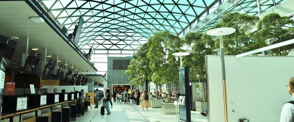 LOT Polish Airlines CPH Terminal – Copenhagen Airport