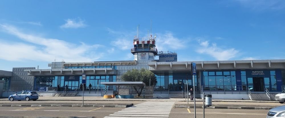Lumiwings Airlines FOG Terminal – Foggia Gino Lisa Airport