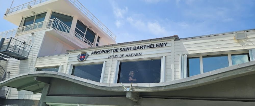 Trans Anguilla Airways SBH Terminal – Gustaf III Airport