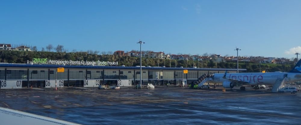 Smartwings Airlines PDL Terminal – João Paulo II Airport