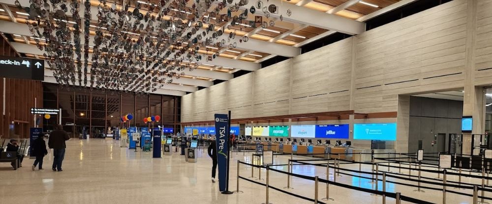 Aeromexico Airlines MCI Terminal – Kansas City International Airport