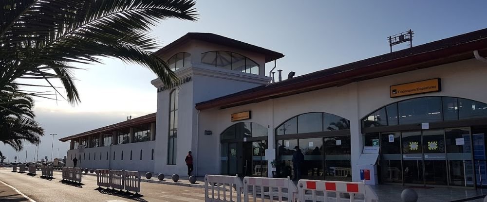 Satena Airlines LSC Terminal – La Florida Airport