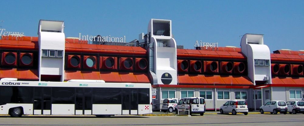 SkyUp Airlines SUF Terminal – Lamezia Terme International Airport