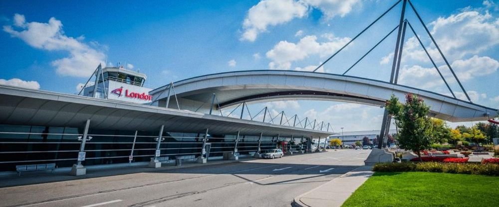 LOT Polish Airlines YXU Terminal – London International Airport