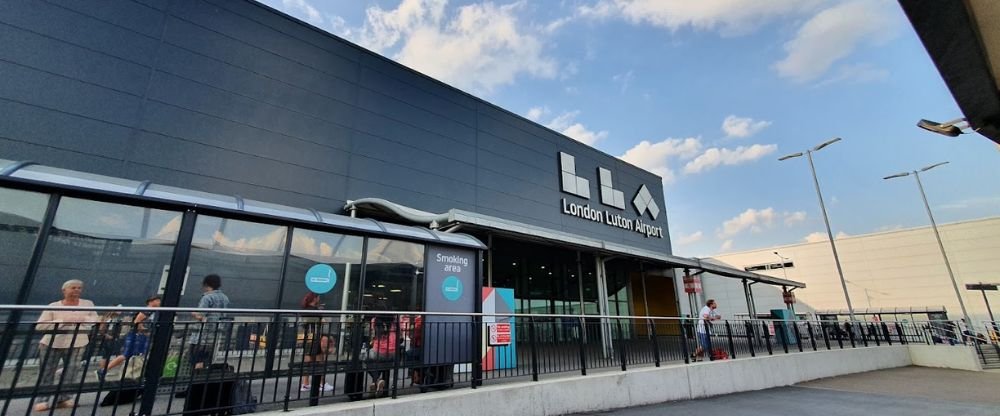 Level Airlines LTN Terminal – London Luton Airport