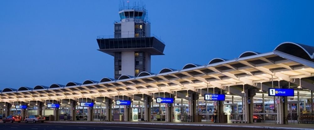 Delta Airlines OAK Terminal – San Francisco Bay Oakland International Airport
