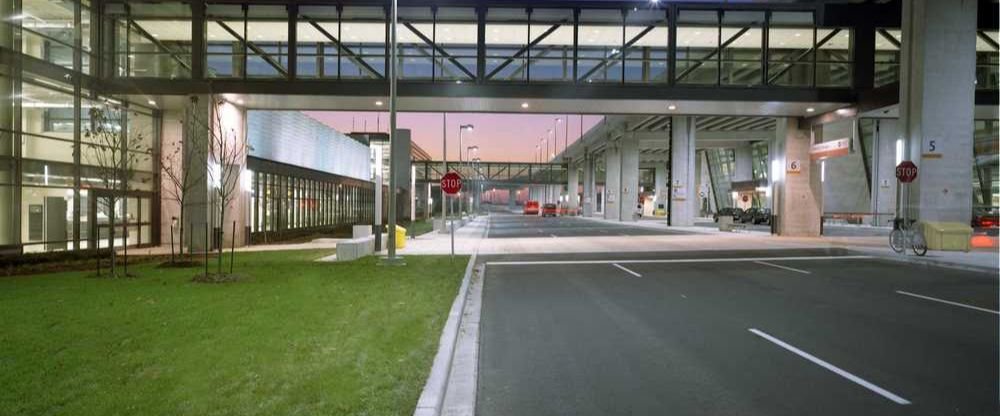 Air Canada Rouge YOW Terminal – Ottawa International Airport