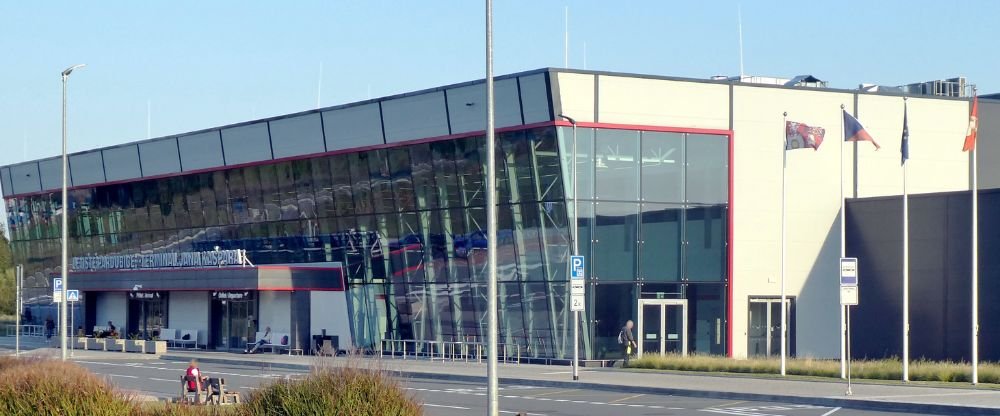 SkyUp Airlines PED Terminal — Pardubice Airport
