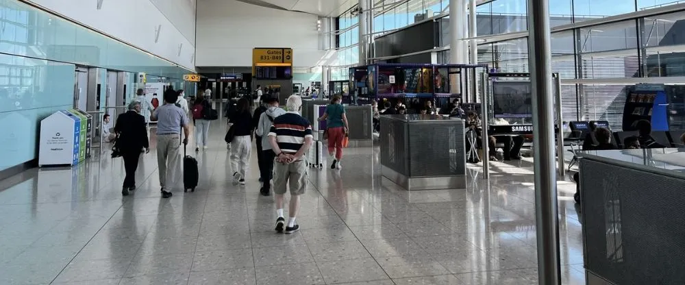 Air Liaison Airlines YPN Terminal – Port Menier Airport