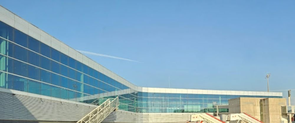 Aer Lingus Airlines SCQ Terminal – Santiago-Rosalía de Castro Airport