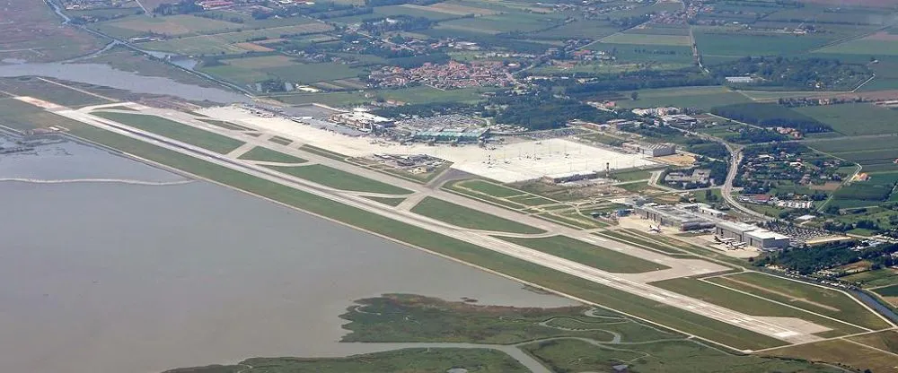 TunisAir VCE Terminal – Venice Marco Polo Airport